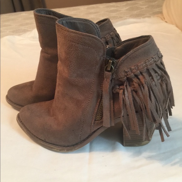 Shoes - Fringe booties, good condition, size 6